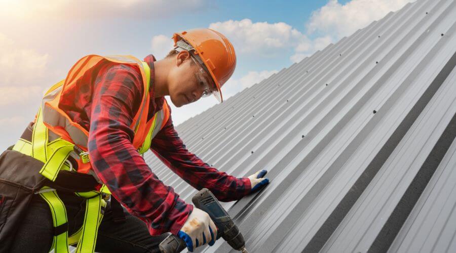 Expert top industrial roofings services in Swaledale, IA
